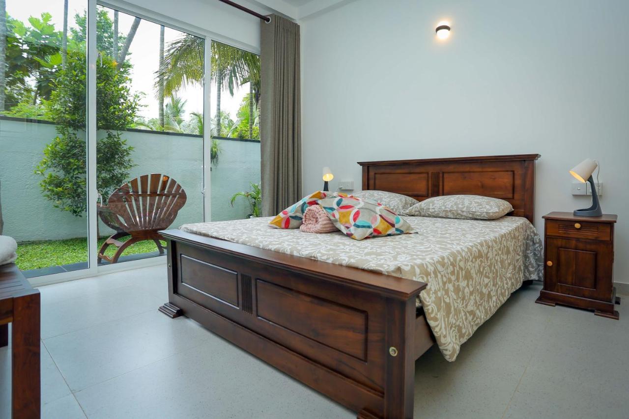 Villa Sole Канди Екстериор снимка