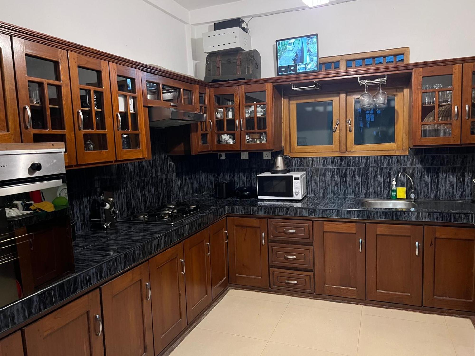 Villa Sole Канди Екстериор снимка