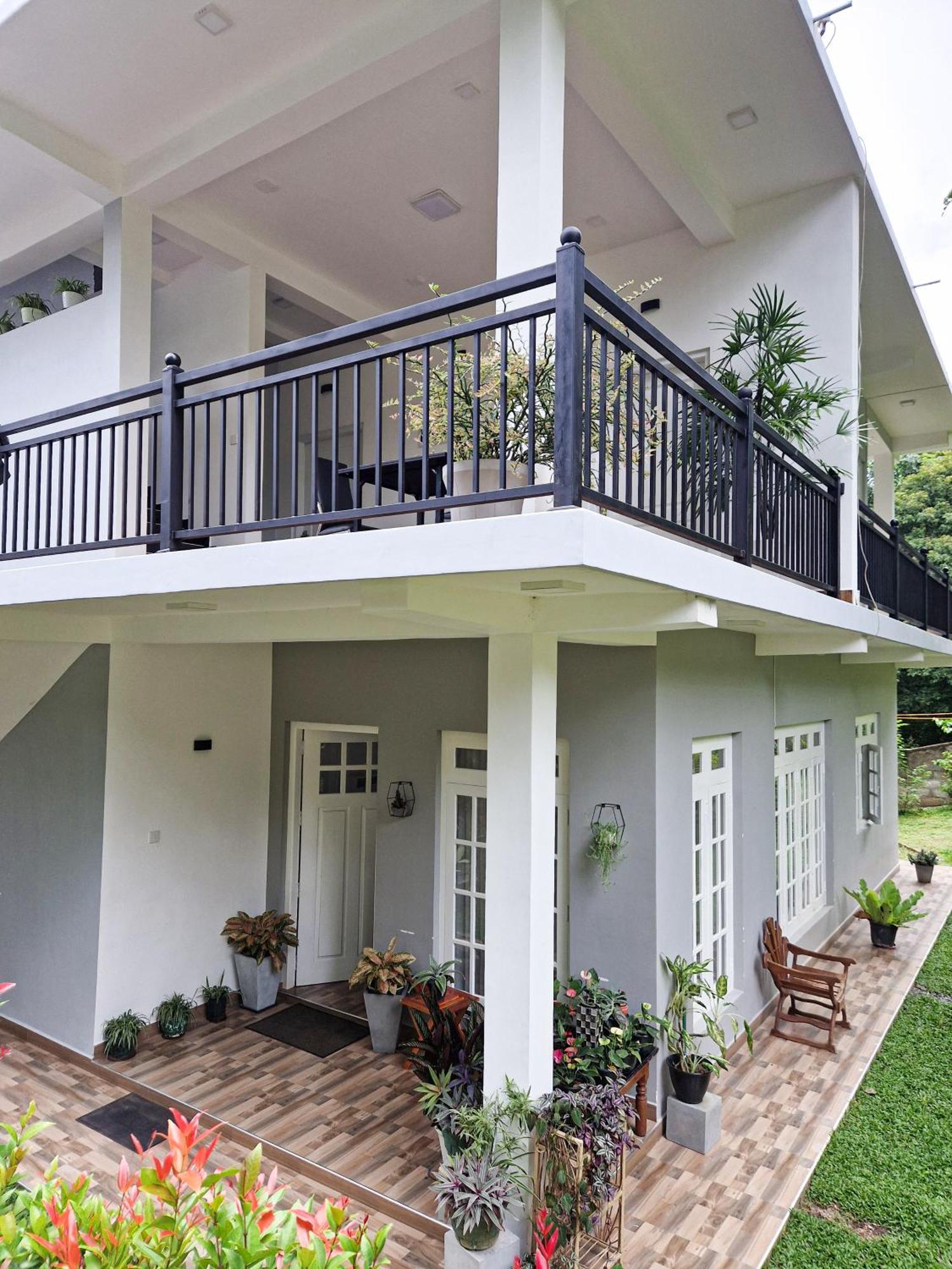 Villa Sole Канди Екстериор снимка