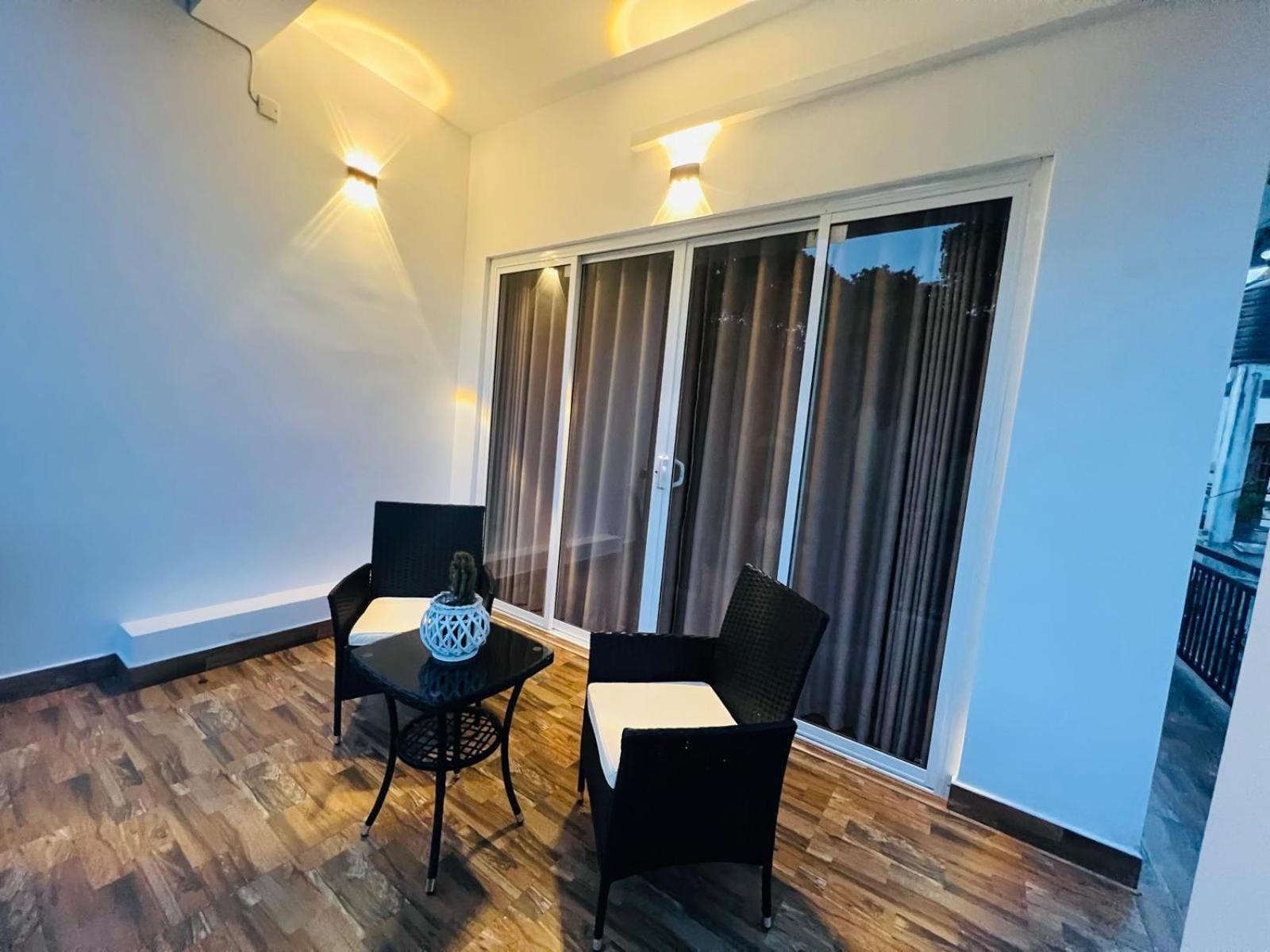 Villa Sole Канди Екстериор снимка